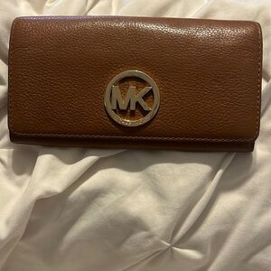 Used. Perfect condition. Purchased from Macys.